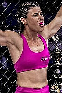 Ireni 'Emy Guerreira' Oliveira