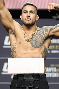 Brad Tavares