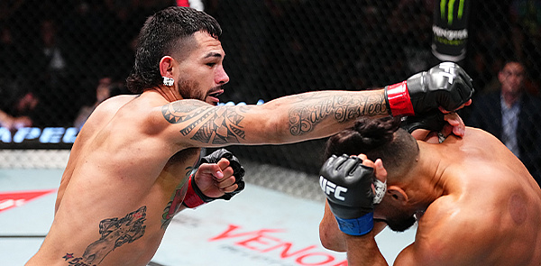 Hernandez Pounds Out Exhausted Pereira at UFC Fight Night 245